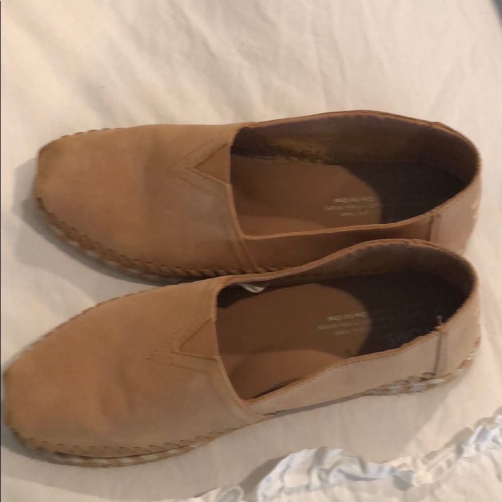 Women’s shoes